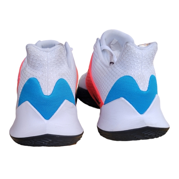 Nike Kyrie Flytrap 4 Basketball Shoes Men’s Size 11 – White/Crimson/Blue - Picture 2 of 4